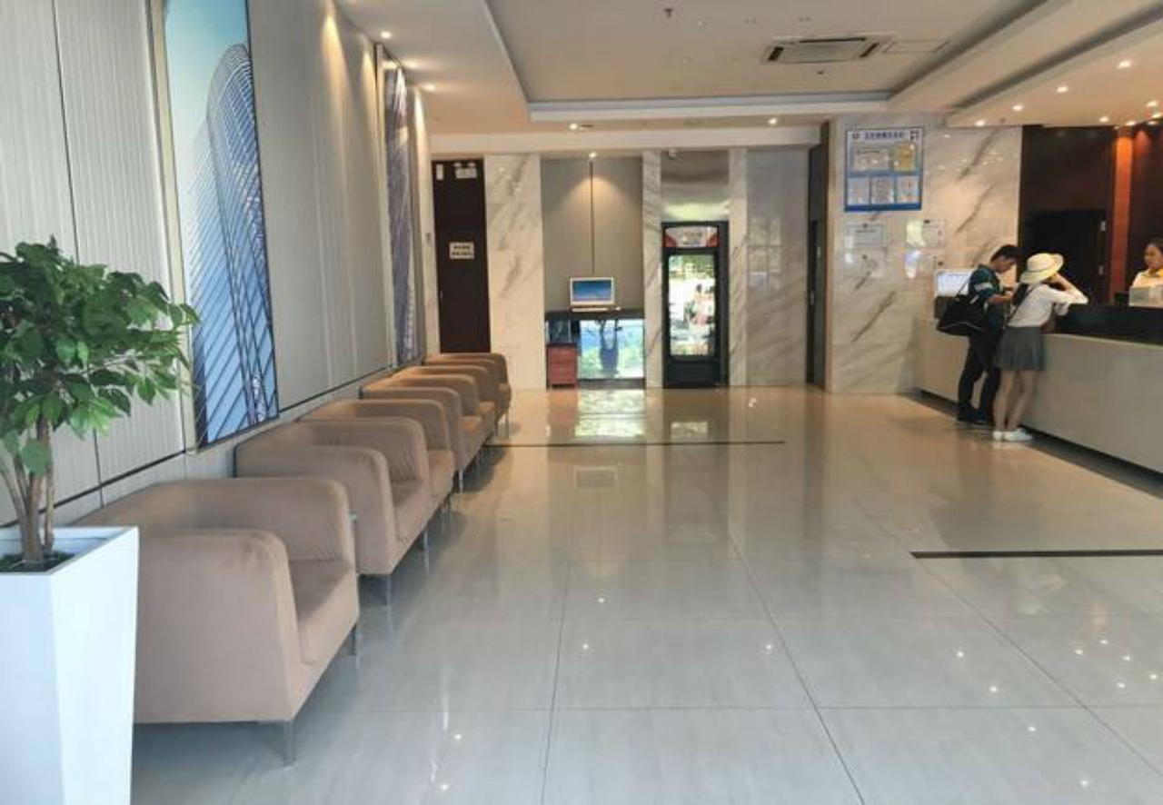 城市便捷北海大润发高铁站店 外观 照片